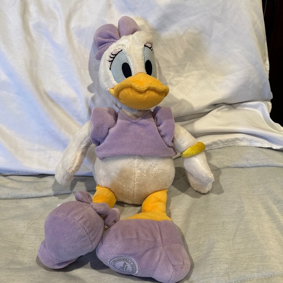 Disney Other - Daisy Duck